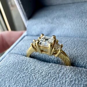 18K 0.86 Carat Diamond Engagement Ring GIA Certified Natural Diamond Size 8